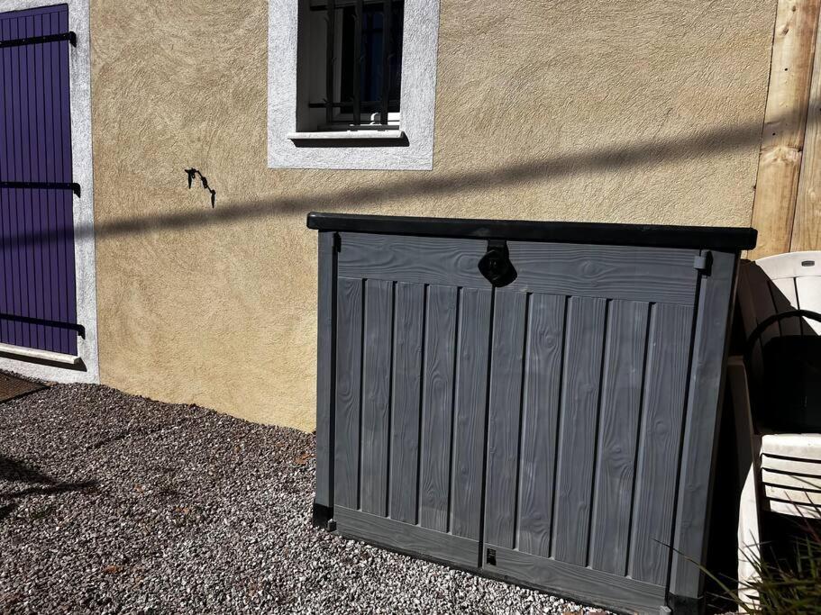 Aux Studio Sous Les Oliviers Netflix Et Disney Plus Contes  Exterior photo